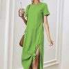 Women * | Flash Sale Izuria Kelly Green Short-Sleeve Side-Slit Midi Dress Plus