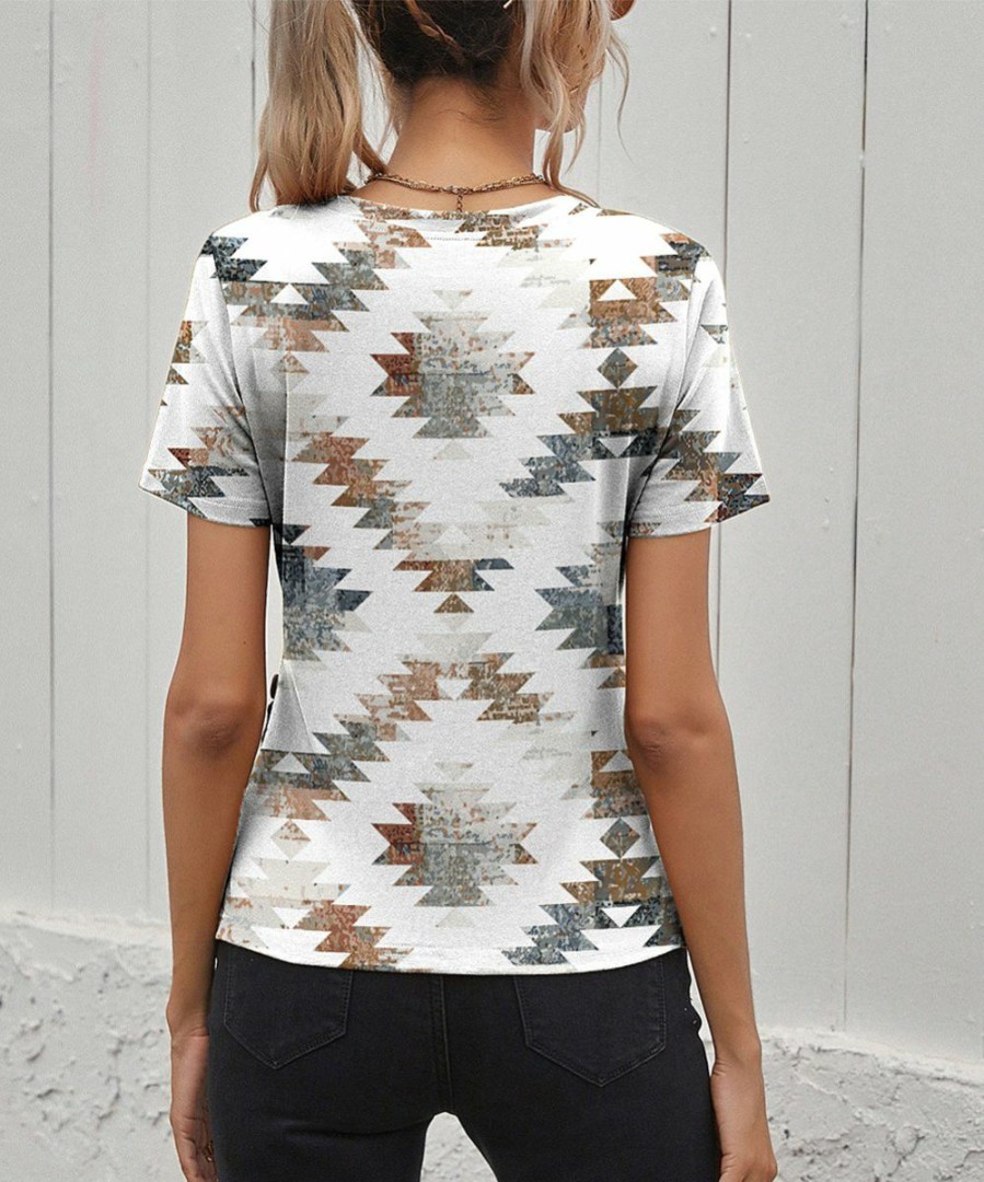 Womens Plus * | Outlet Izuria White & Coffee Geometric Button-Accent Tee Plus