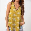 Womens Plus * | Budget Izuria Yellow & White Bee V-Neck Curved-Hem Tank Women